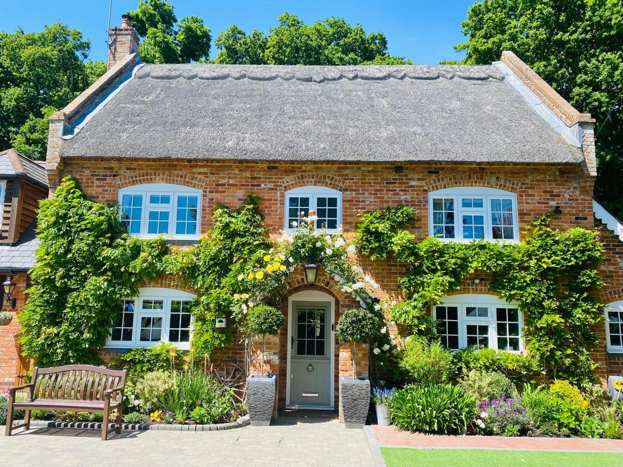 Little Woodside A Beautiful New Forest Self Contained Private Luxury Annexe Ню Милтън Екстериор снимка