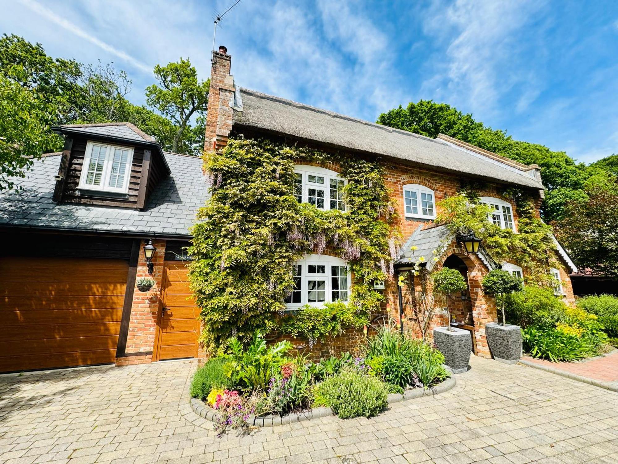 Little Woodside A Beautiful New Forest Self Contained Private Luxury Annexe Ню Милтън Екстериор снимка
