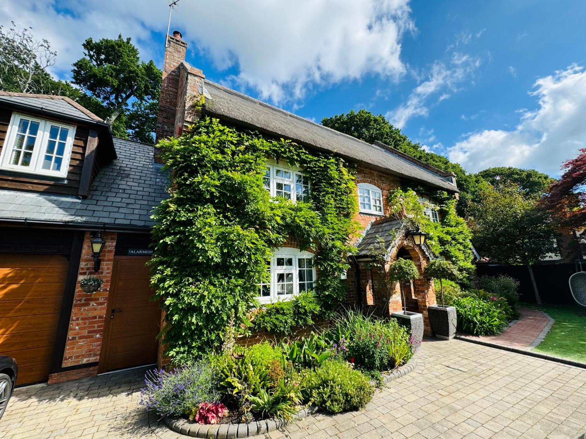 Little Woodside A Beautiful New Forest Self Contained Private Luxury Annexe Ню Милтън Екстериор снимка